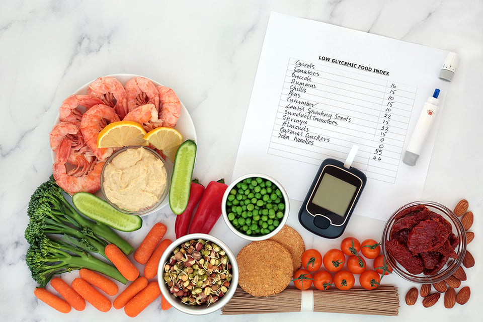Reduced-Carb, High-Protein Diet May Improve Glycemic Variability