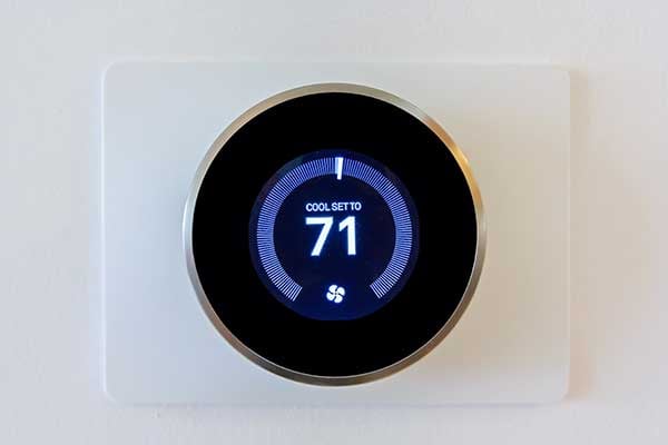 The Gender Battle Over the Thermostat