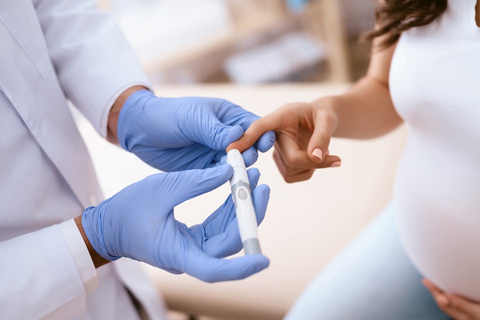 Common Pollutants from PFAS Linked to Higher Blood Glucose in Pregnancy