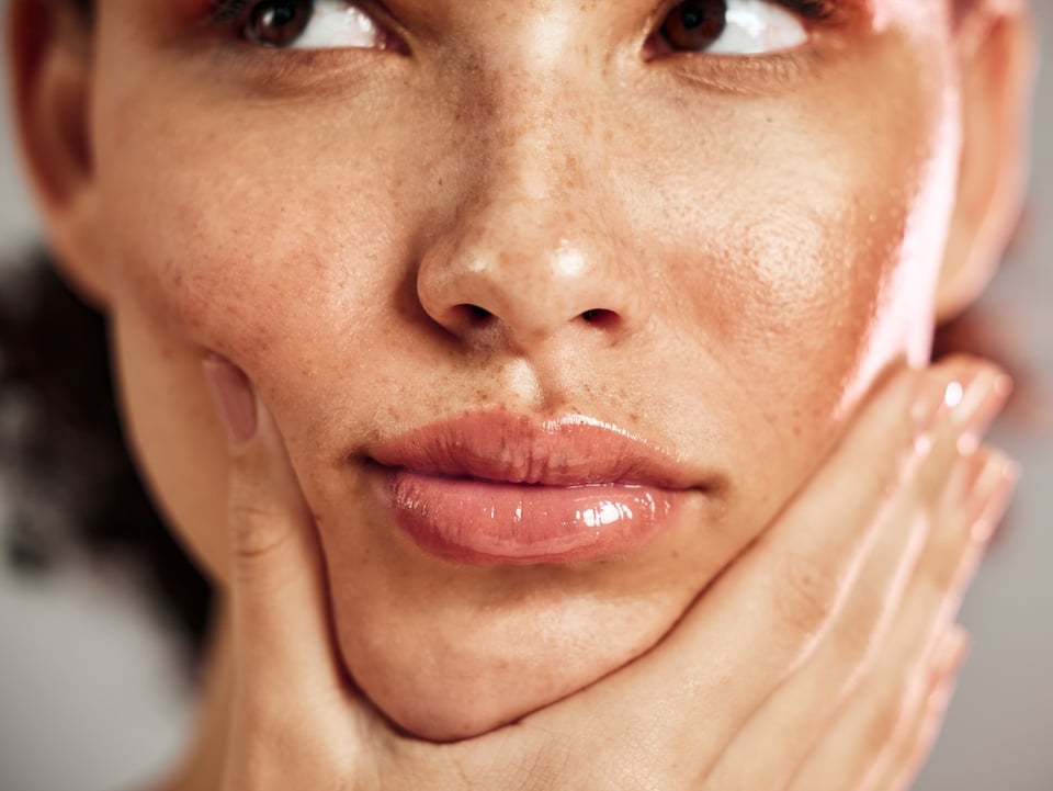 Nourish Your Beauty: Nutrients for a Radiant Skin Barrier
